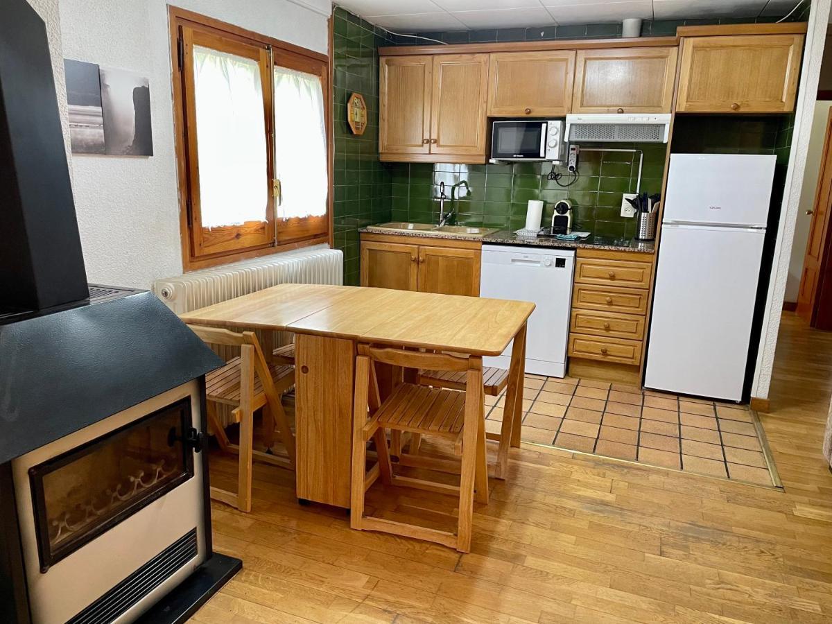 Apartamento LA MOLINA Alp Bagian luar foto